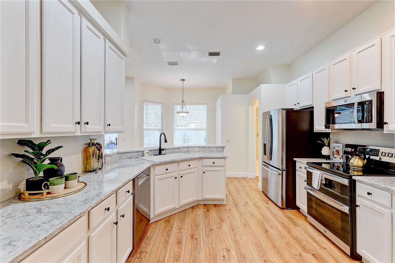 HICKORY LAKES PH 1 - Residential