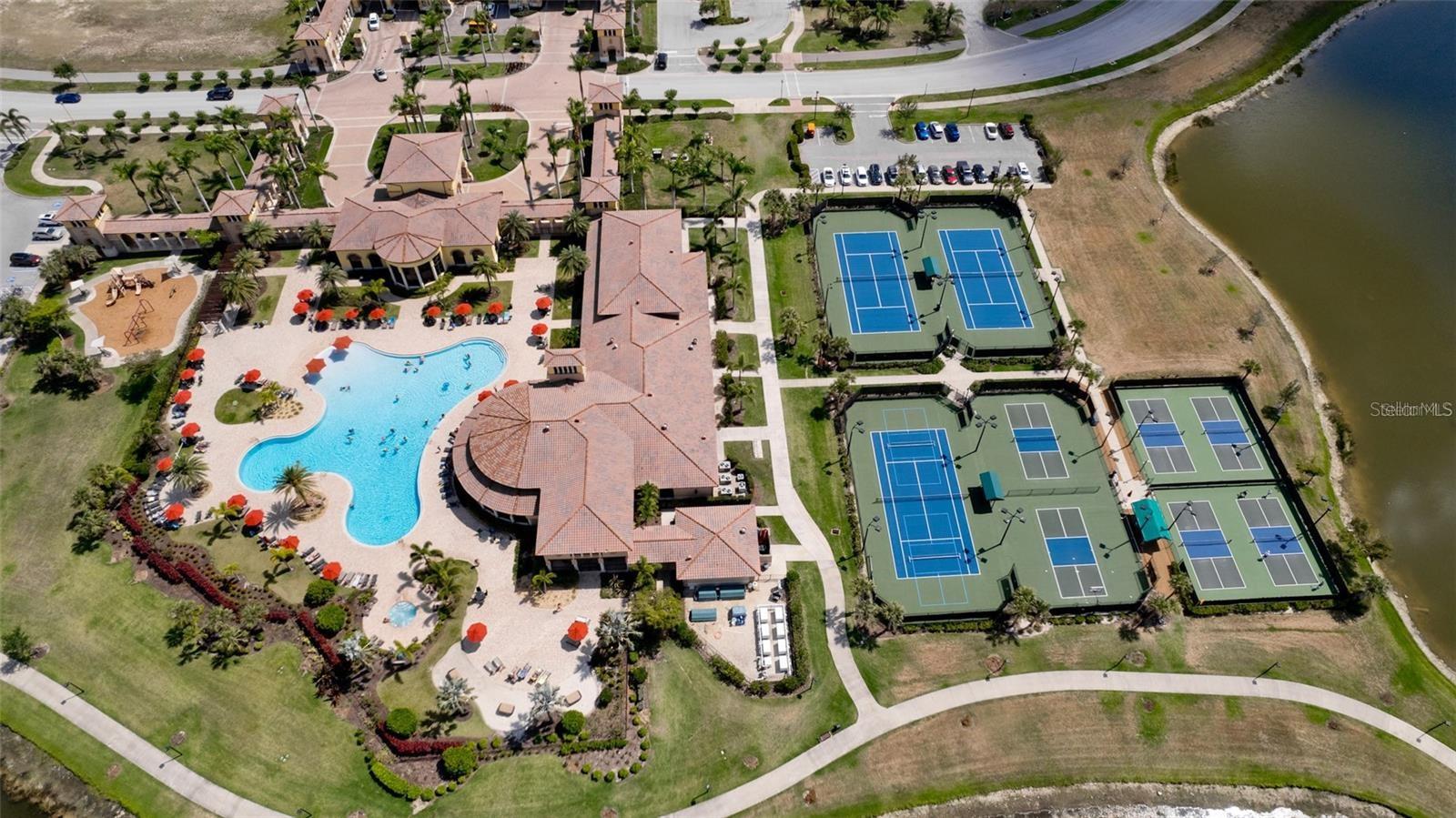 GRAN PARADISO PH 1 - Residential