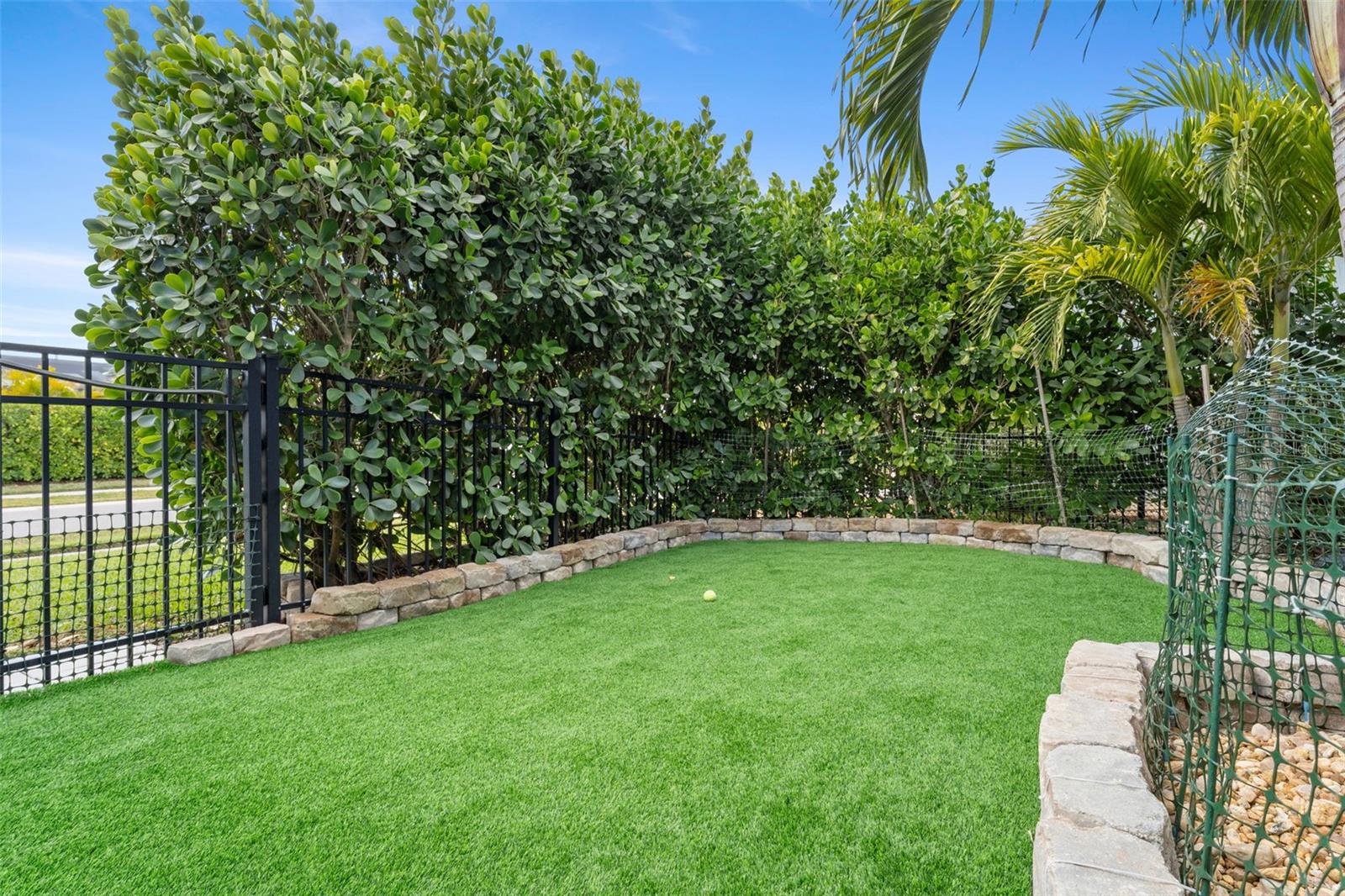 GRAN PARADISO PH 1 - Residential