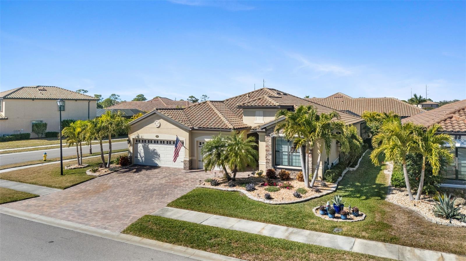 GRAN PARADISO PH 1 - Residential