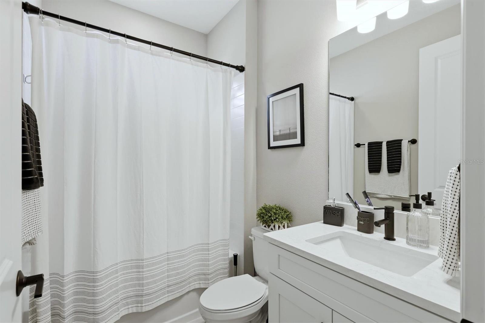 PROMENADE ESTATES PH II - Residential