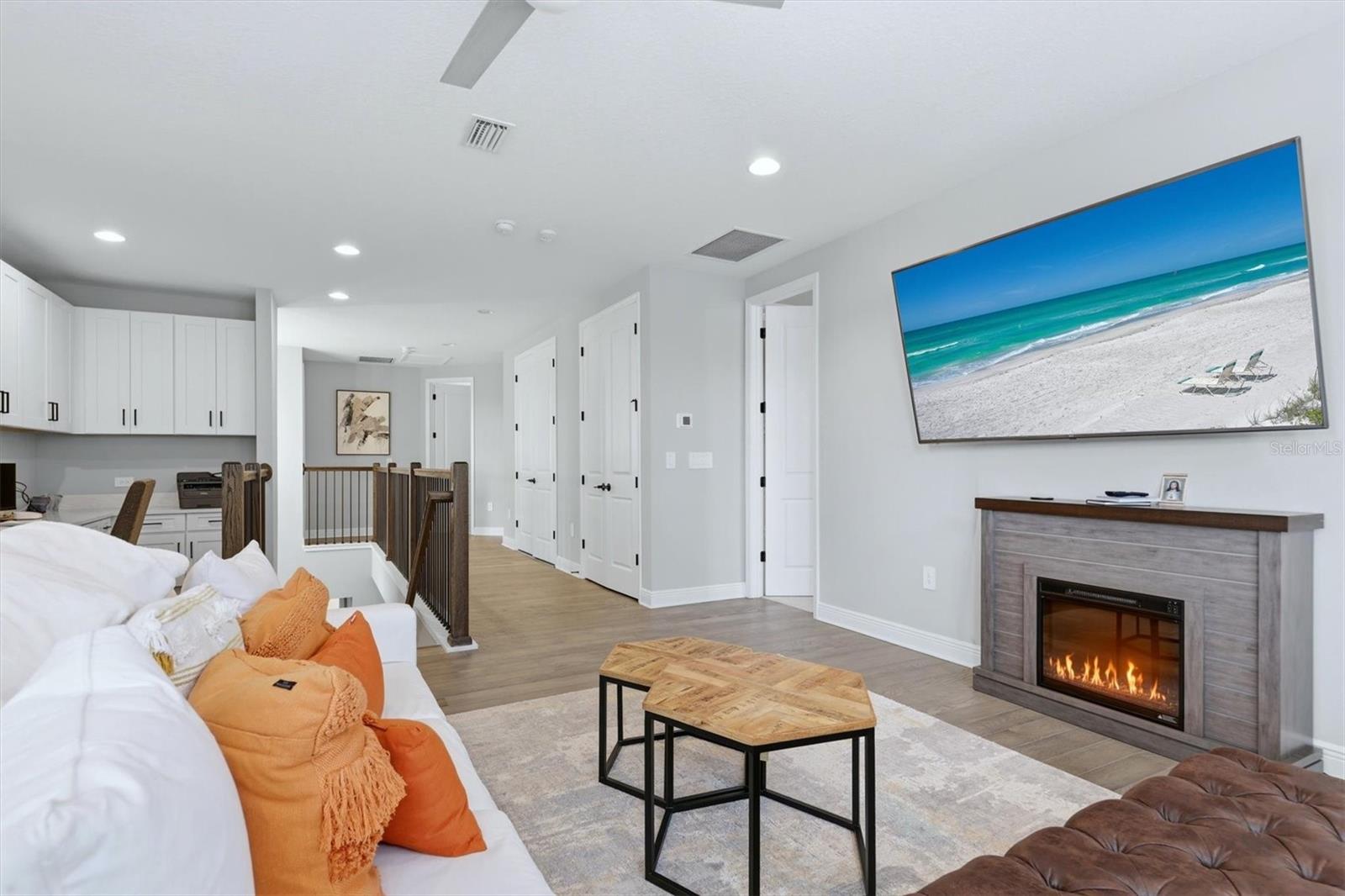 PROMENADE ESTATES PH II - Residential