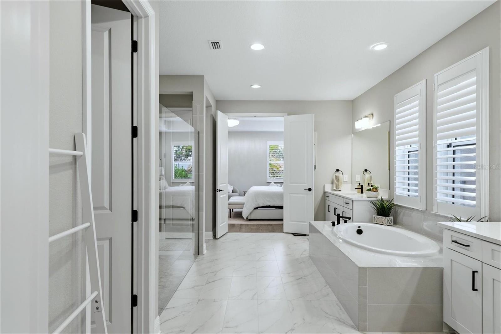 PROMENADE ESTATES PH II - Residential