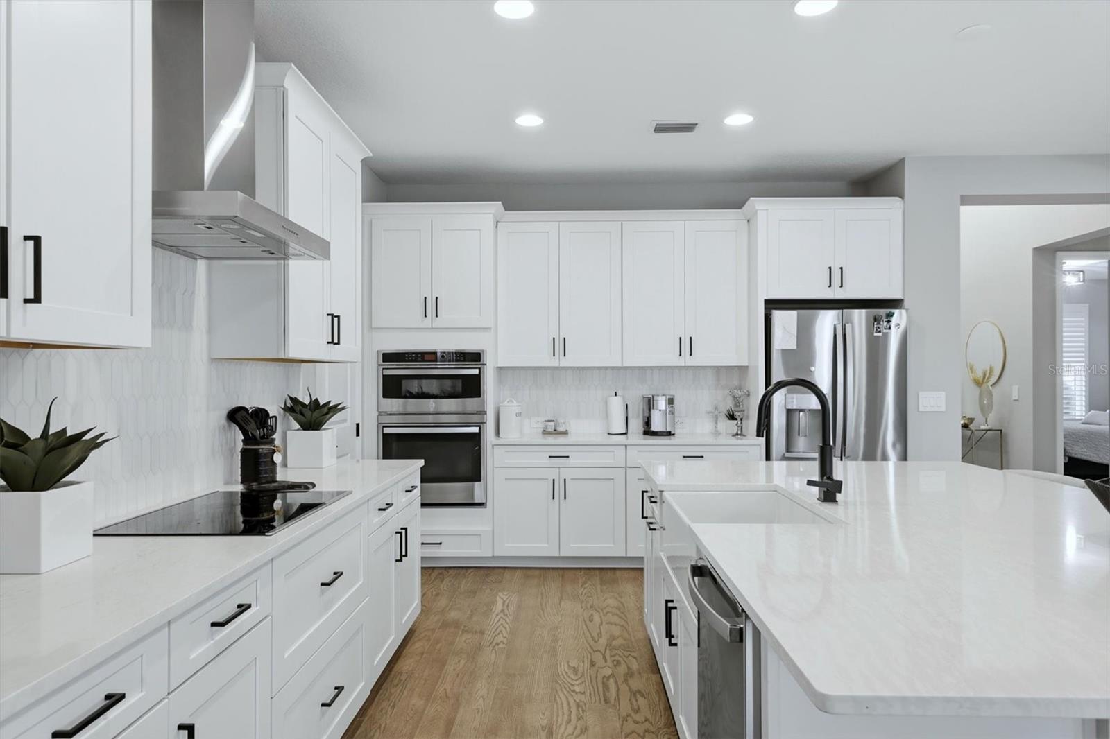 PROMENADE ESTATES PH II - Residential