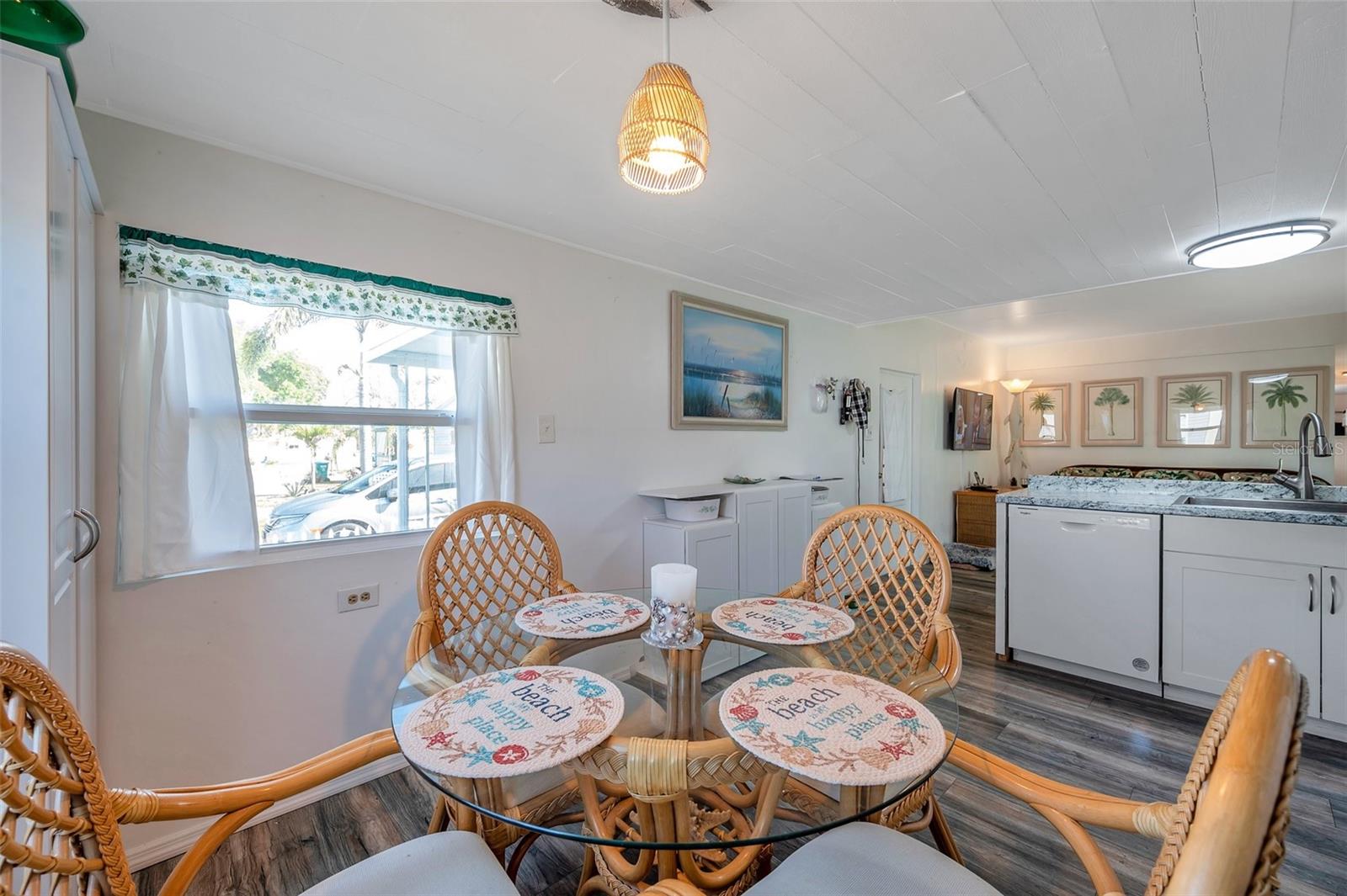 HOLIDAY VILLAGE CO-OP M/H UNREC - Residential