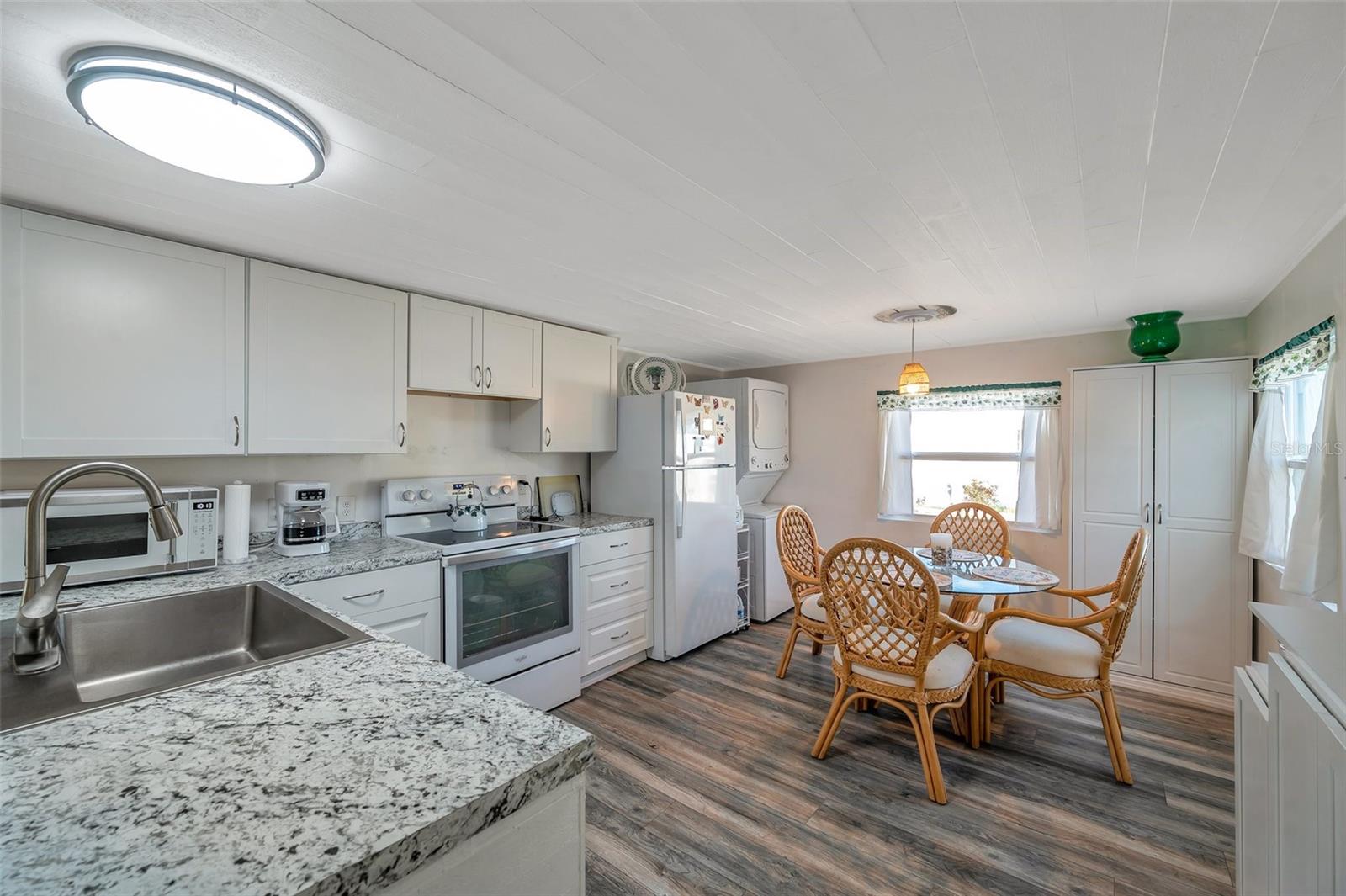 HOLIDAY VILLAGE CO-OP M/H UNREC - Residential