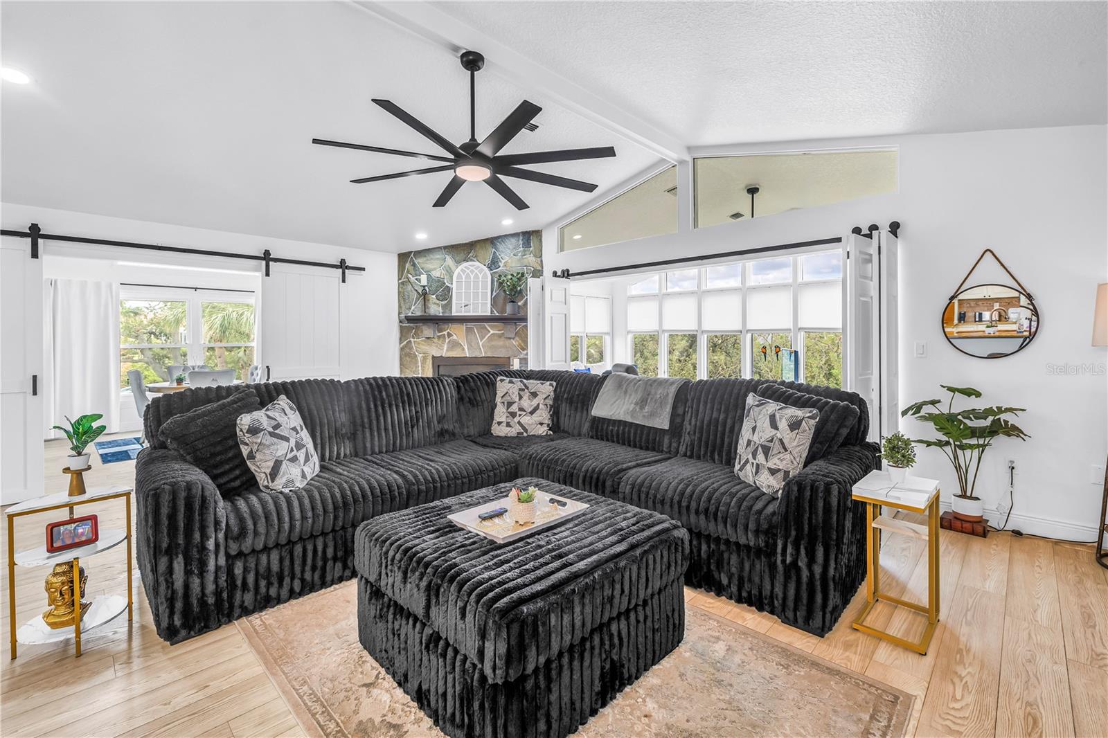 GULF HARBORS WOODLANDS - Residential