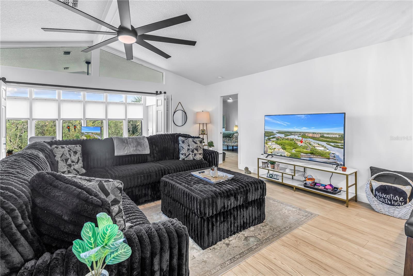 GULF HARBORS WOODLANDS - Residential