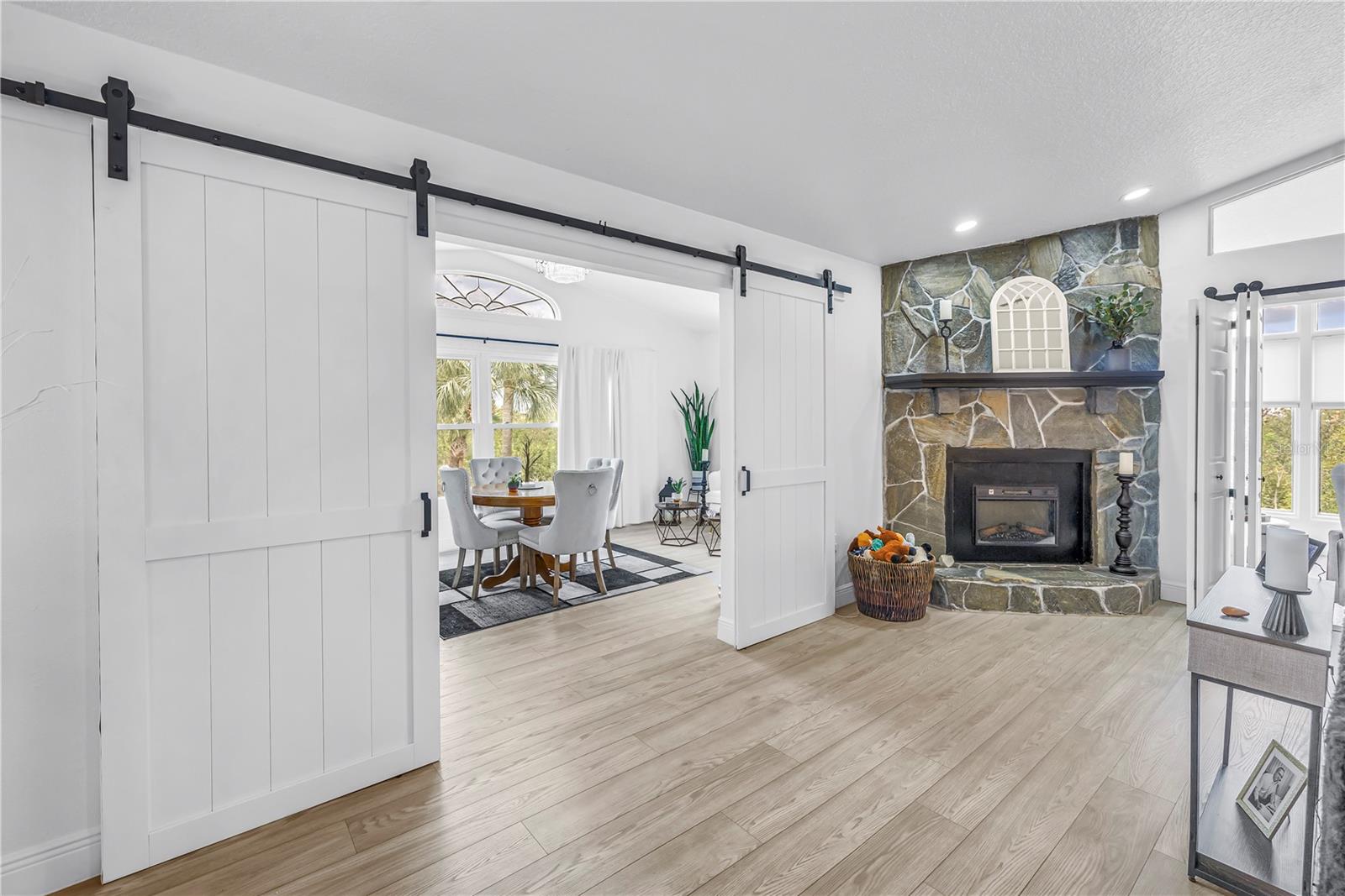 GULF HARBORS WOODLANDS - Residential