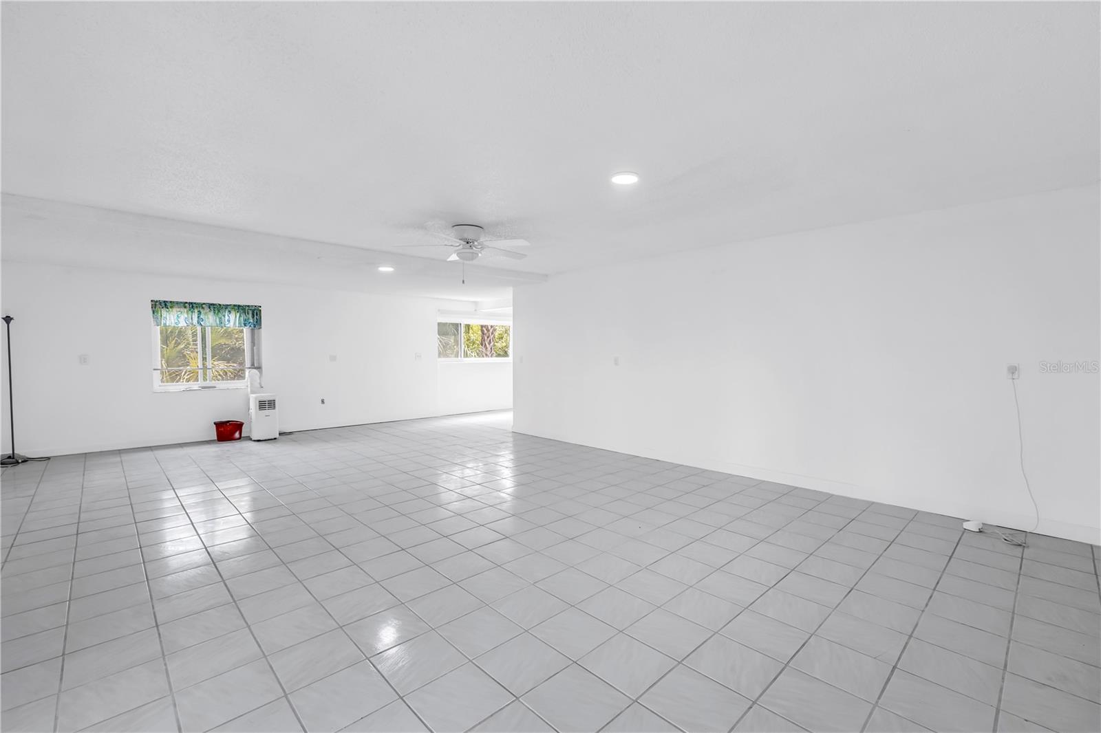 GULF HARBORS WOODLANDS - Residential