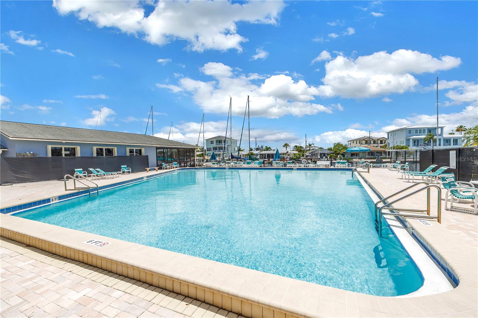 GULF HARBORS WOODLANDS - Residential