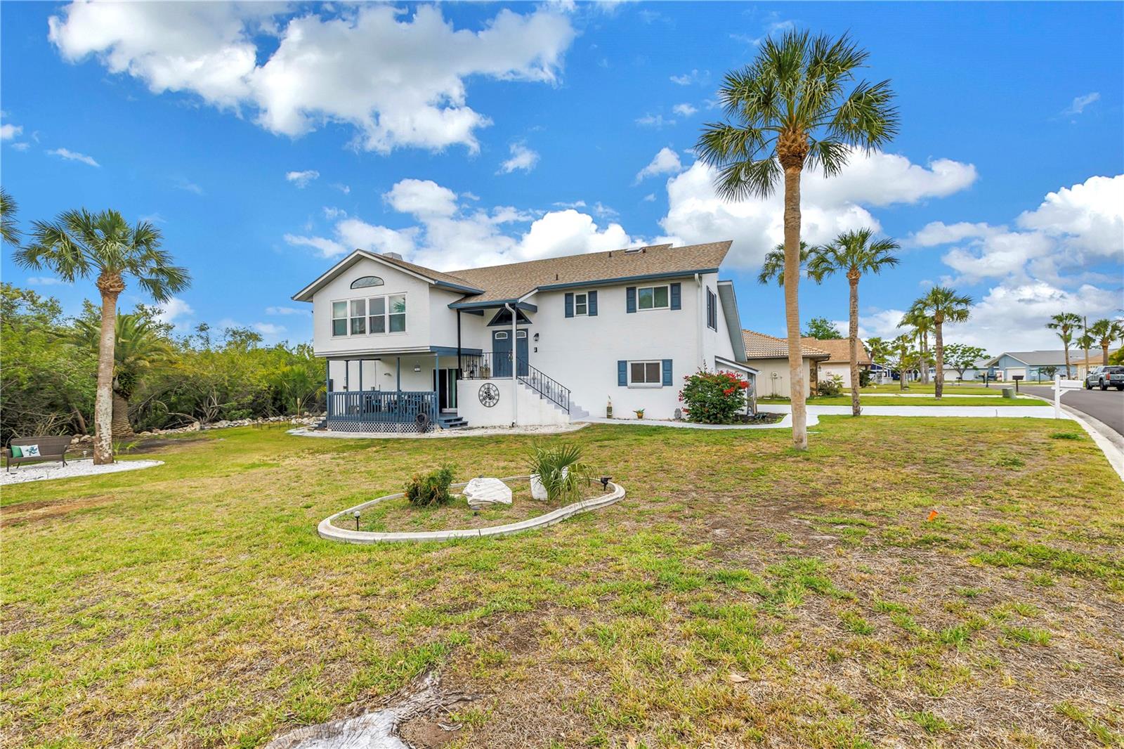 GULF HARBORS WOODLANDS - Residential