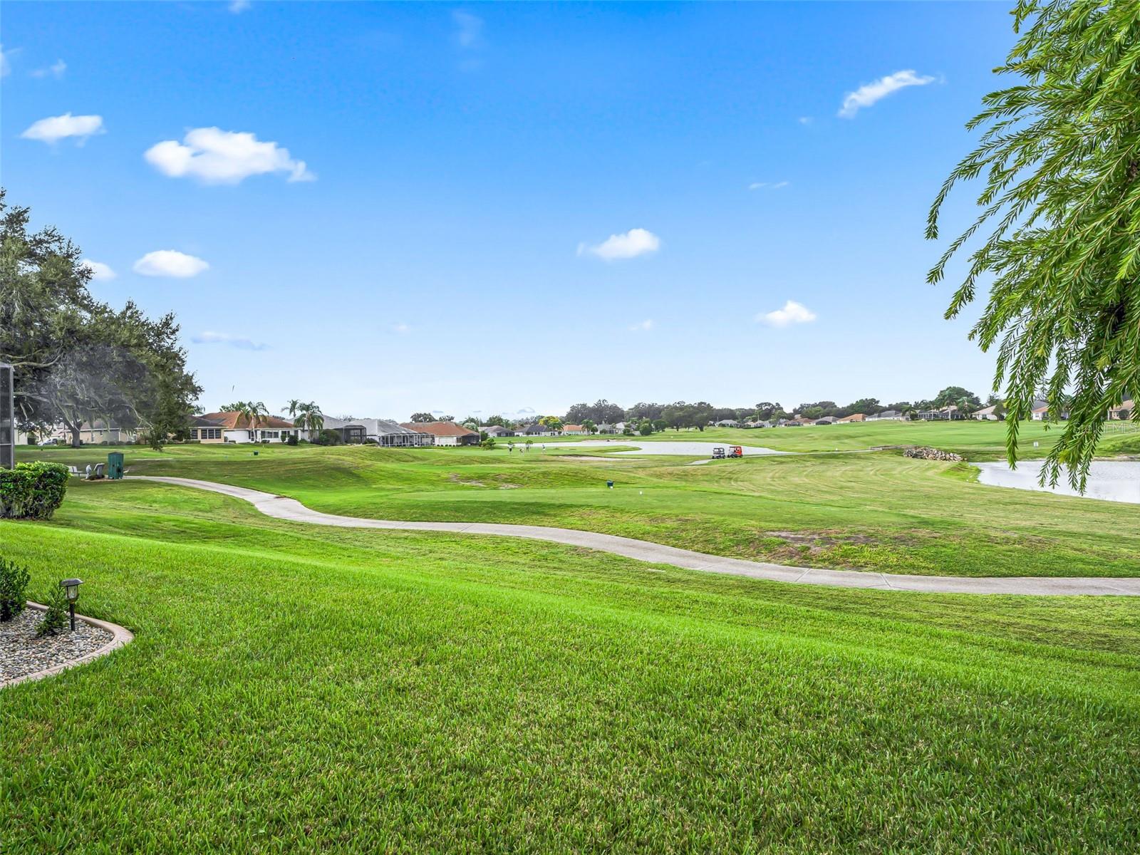 MEADOWS/STONECREST UN 02 - Residential