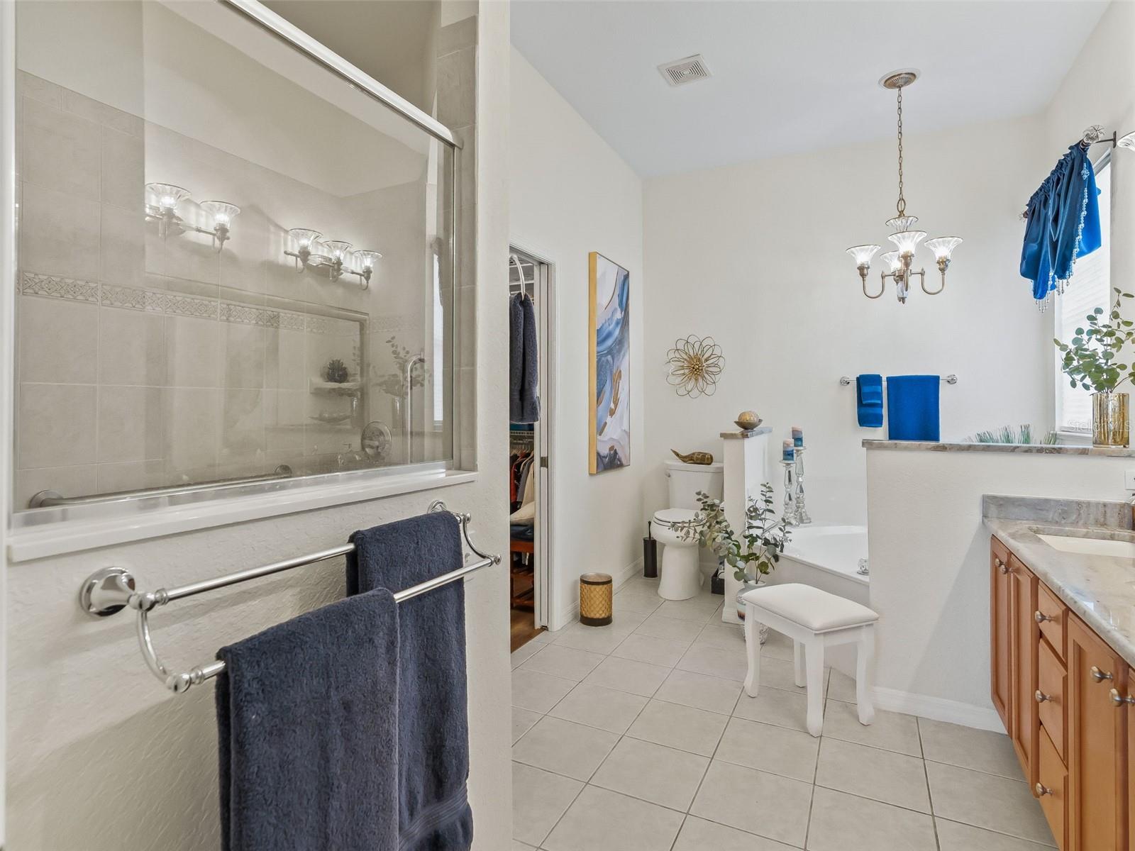 MEADOWS/STONECREST UN 02 - Residential