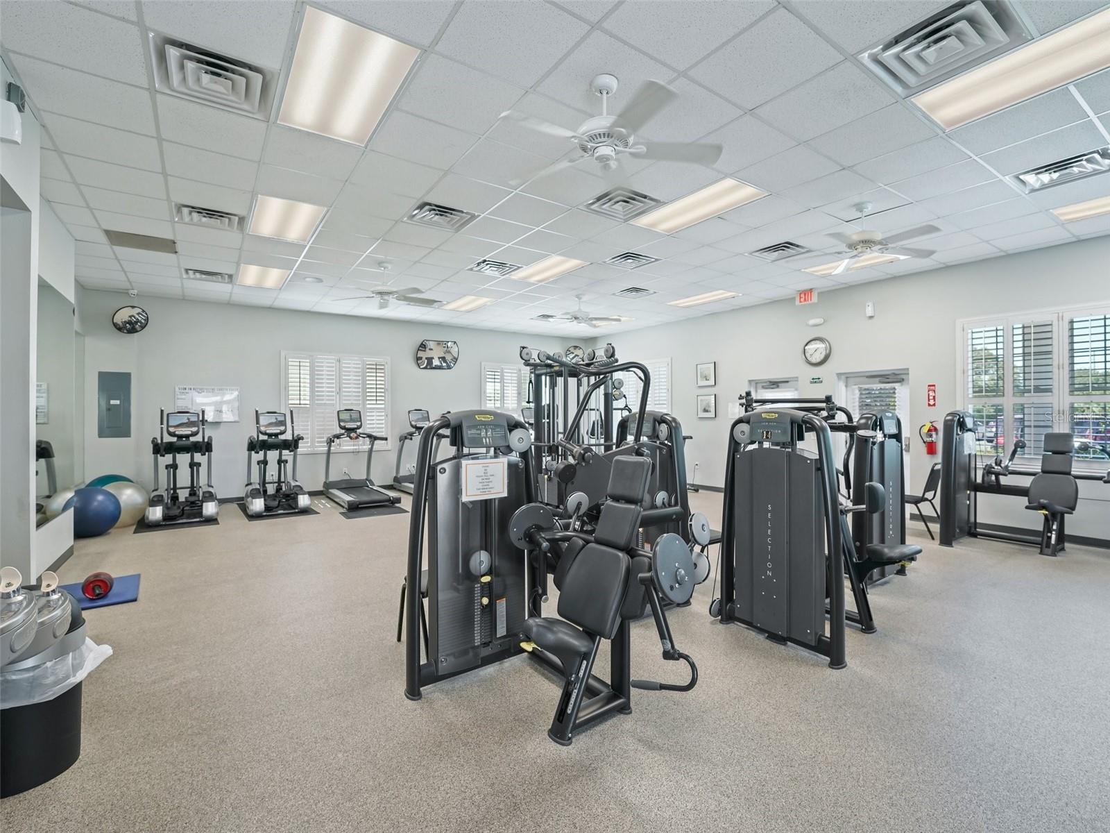 MEADOWS/STONECREST UN 02 - Residential