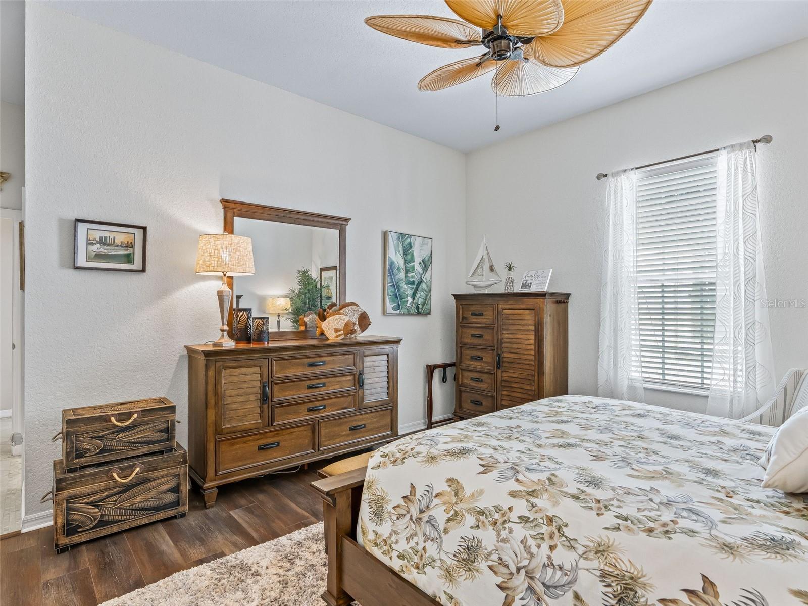 MEADOWS/STONECREST UN 02 - Residential