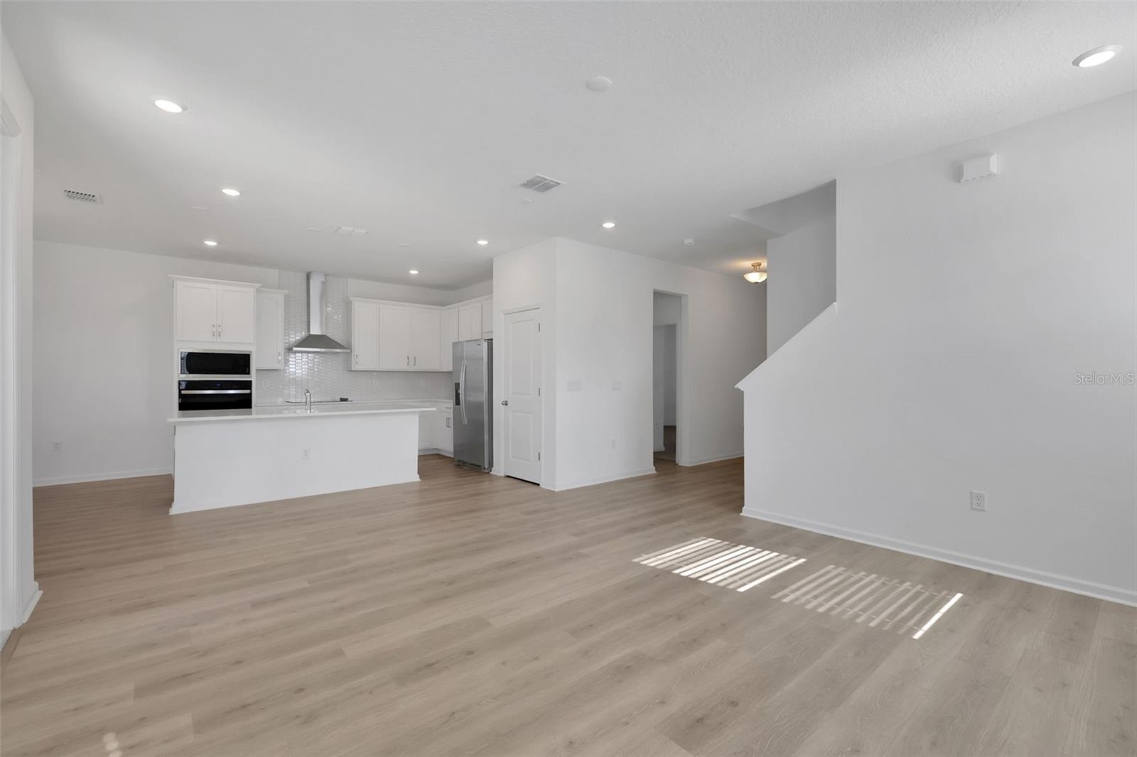 CROSSROADS AT KELLY PARK - Residential