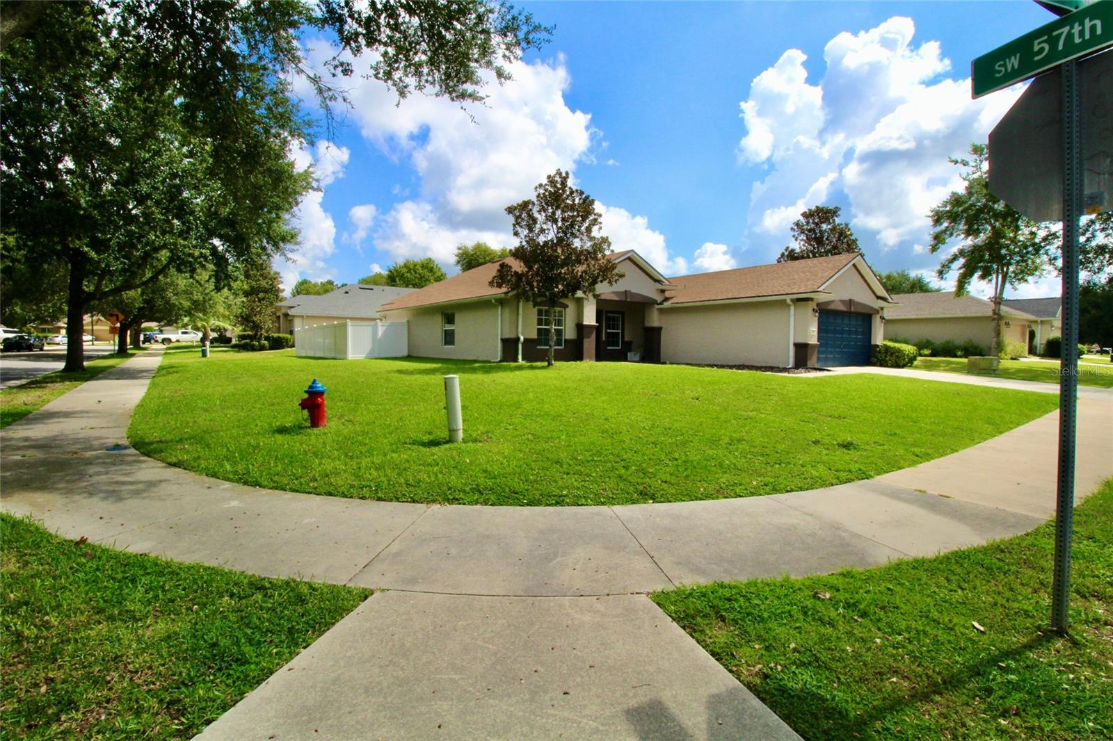 5739 SW 40TH STREET
