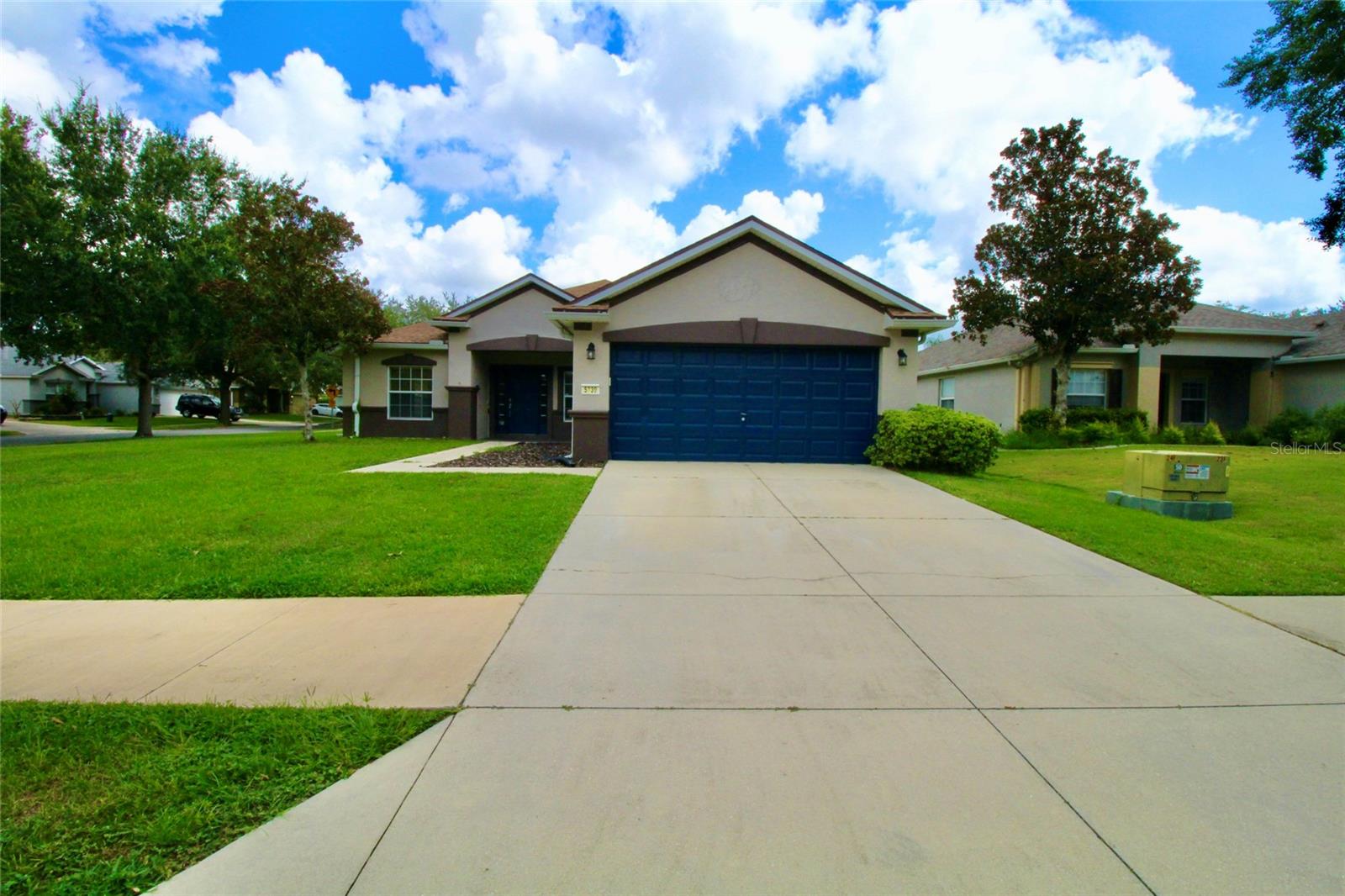 5739 SW 40TH STREET