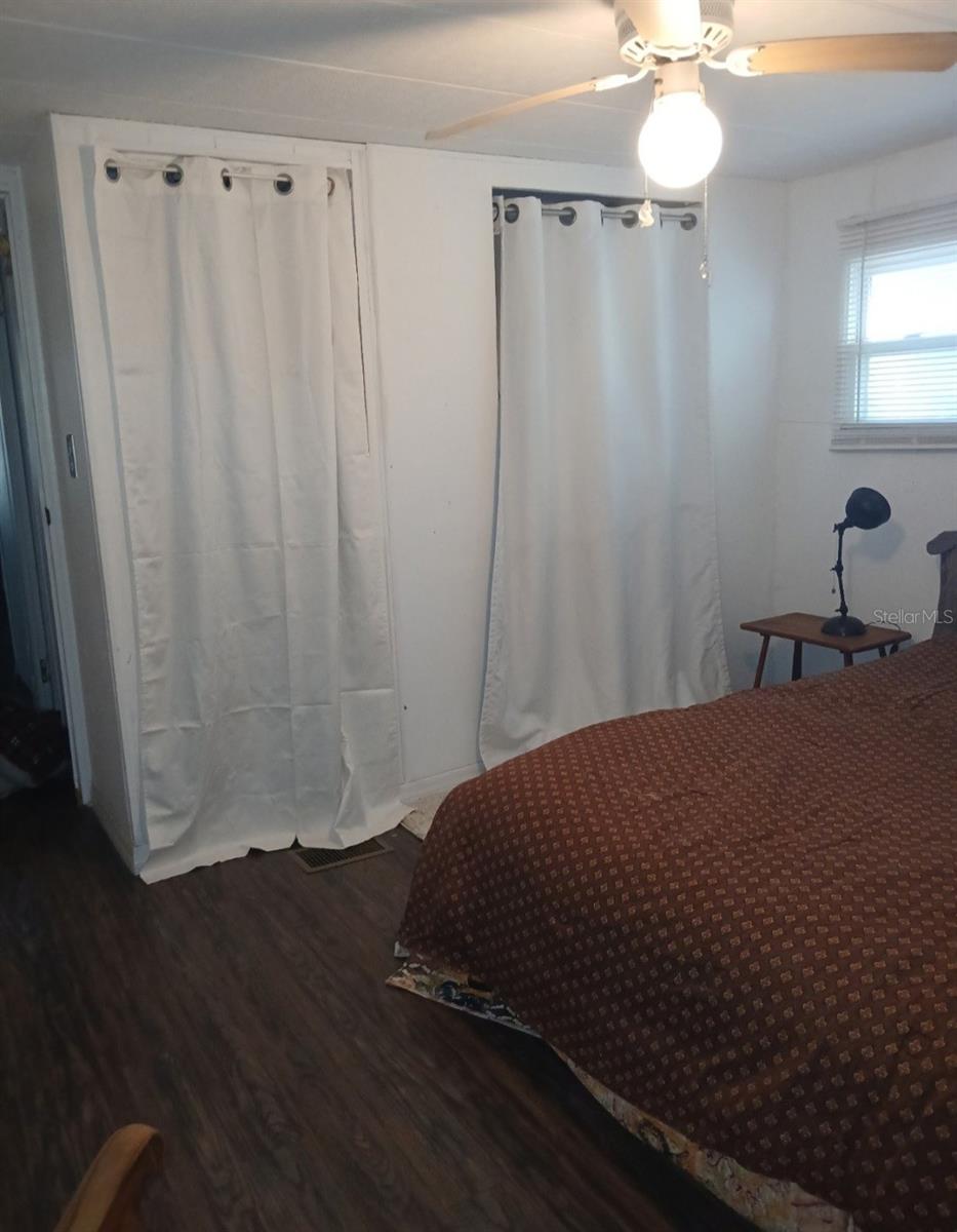 HOLIDAY VILLAGE CO-OP M/H UNREC - Residential