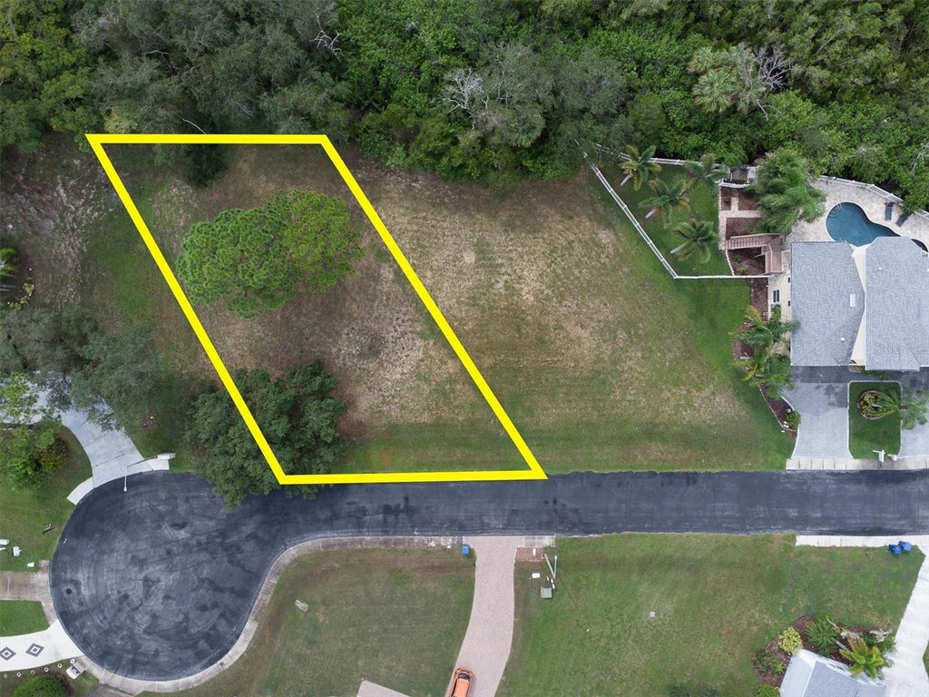 Photo of 3034 Sheppards Crook Ct, Holiday, FL 34691 (MLS # W7888875)