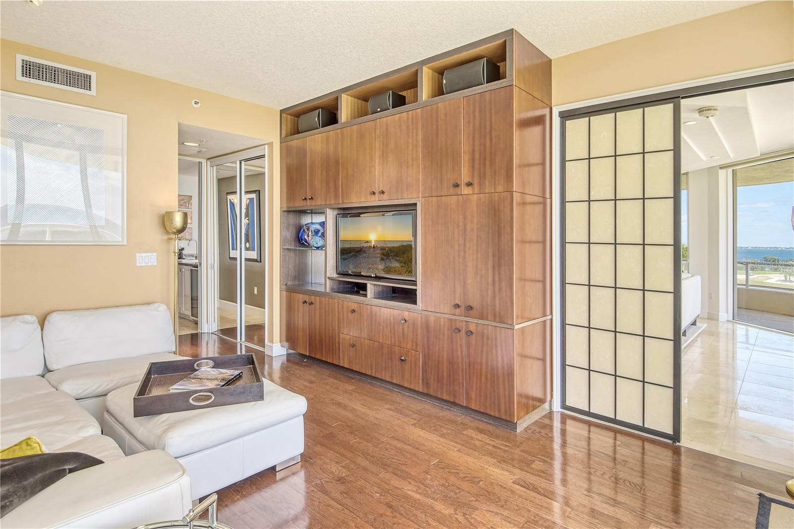 GRAND BAY 3 - Residential