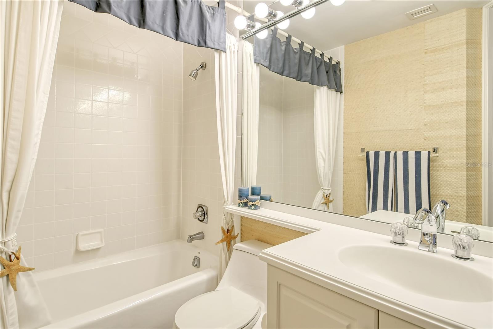 GRAND BAY 3 - Residential