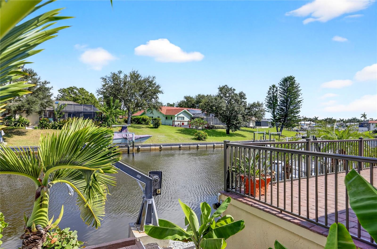 ENGLEWOOD ISLES SUB, UNIT 3 - Residential