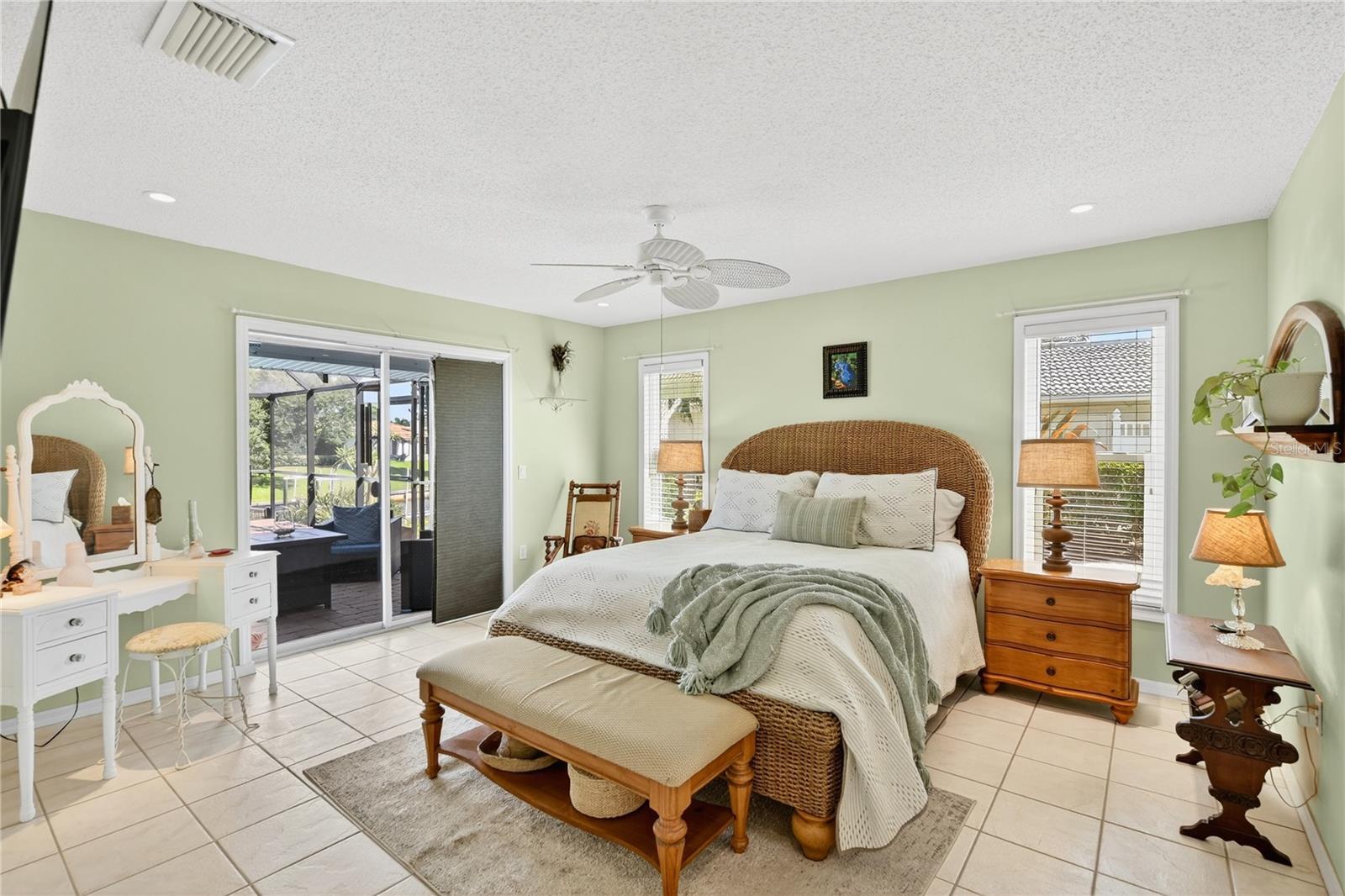 ENGLEWOOD ISLES SUB, UNIT 3 - Residential
