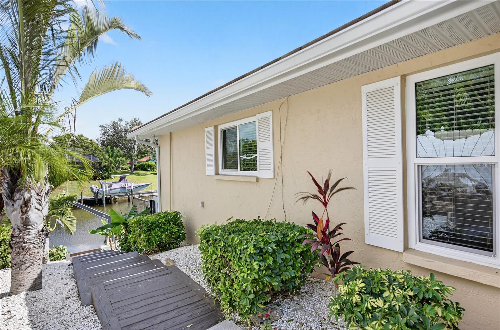 ENGLEWOOD ISLES SUB, UNIT 3 - Residential