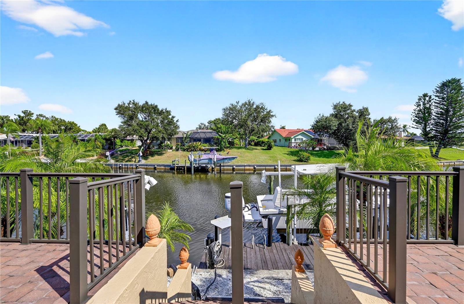 ENGLEWOOD ISLES SUB, UNIT 3 - Residential