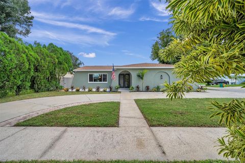 A home in LARGO