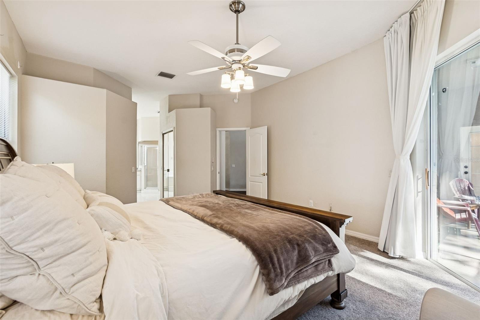 TAMPA PALMS - Residential