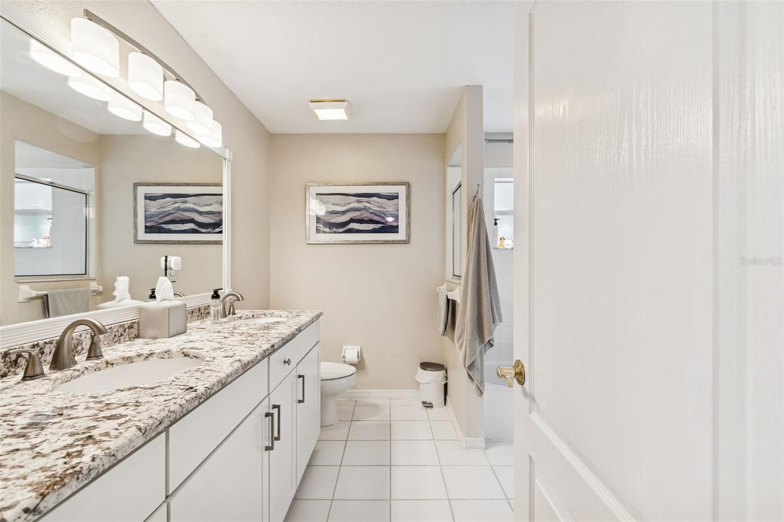 TAMPA PALMS - Residential