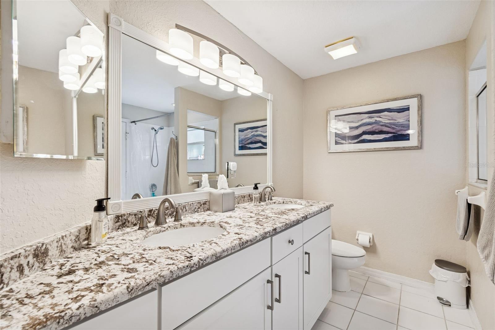 TAMPA PALMS - Residential