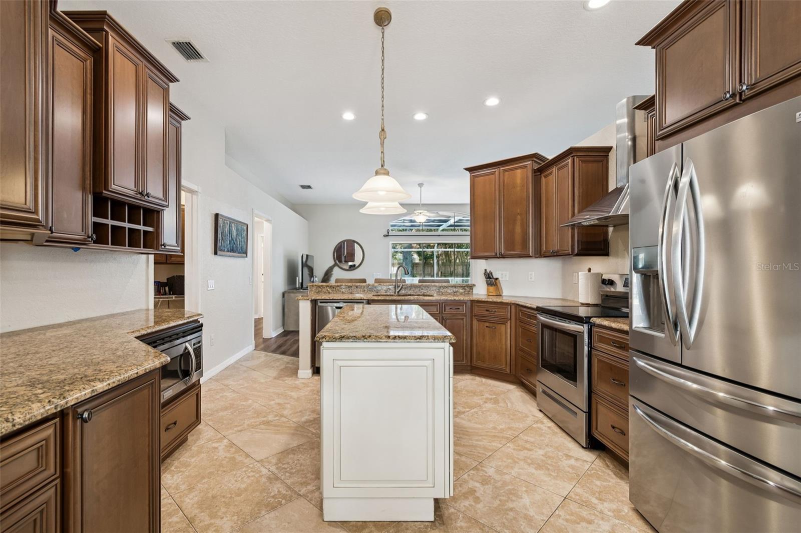 TAMPA PALMS - Residential