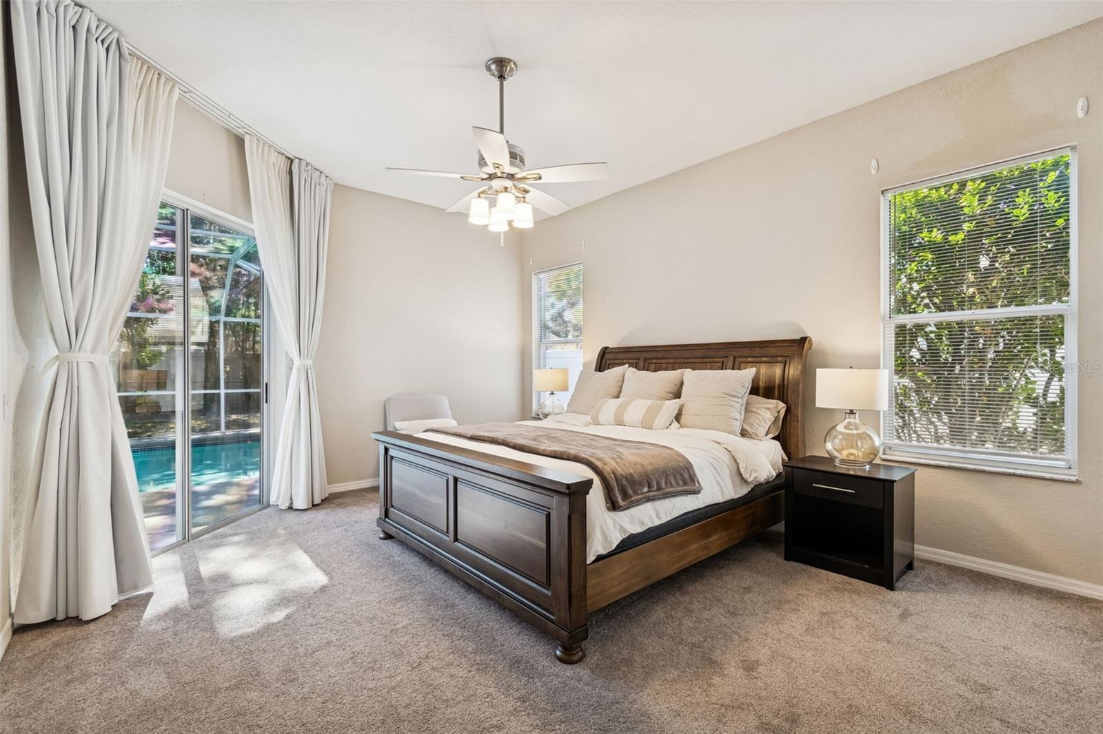 TAMPA PALMS - Residential