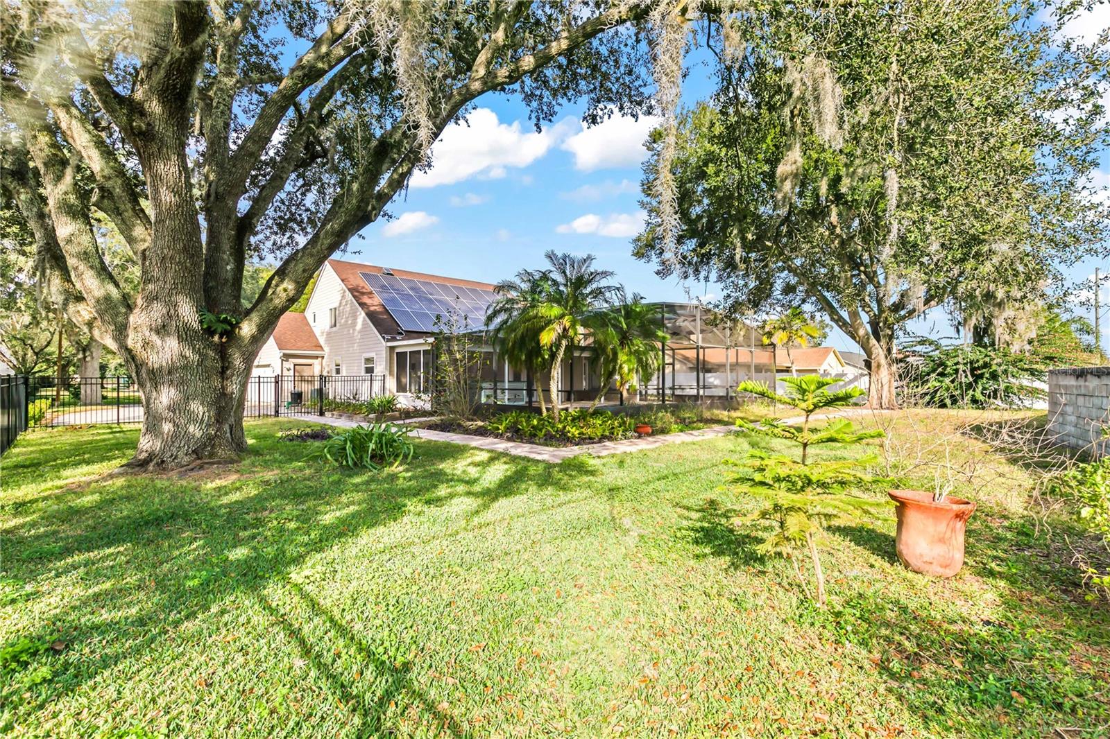 TUSKABAY PH 1 - Residential