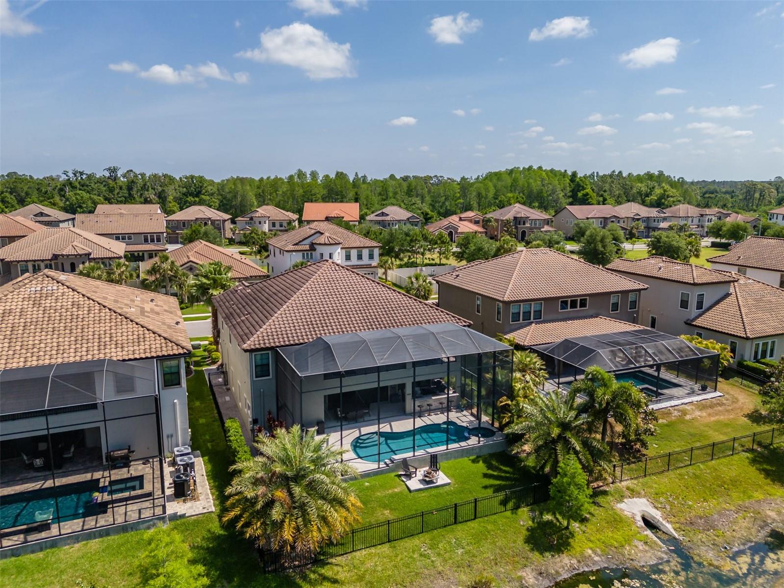 PRISTINE LAKE PRESERVE - Residential