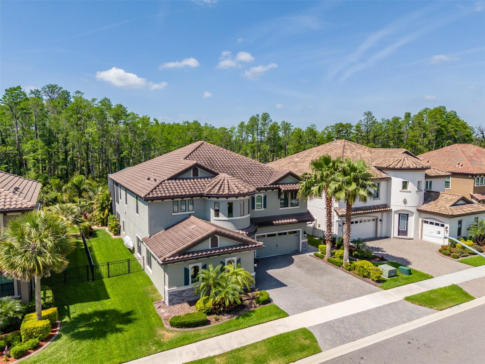 PRISTINE LAKE PRESERVE - Residential