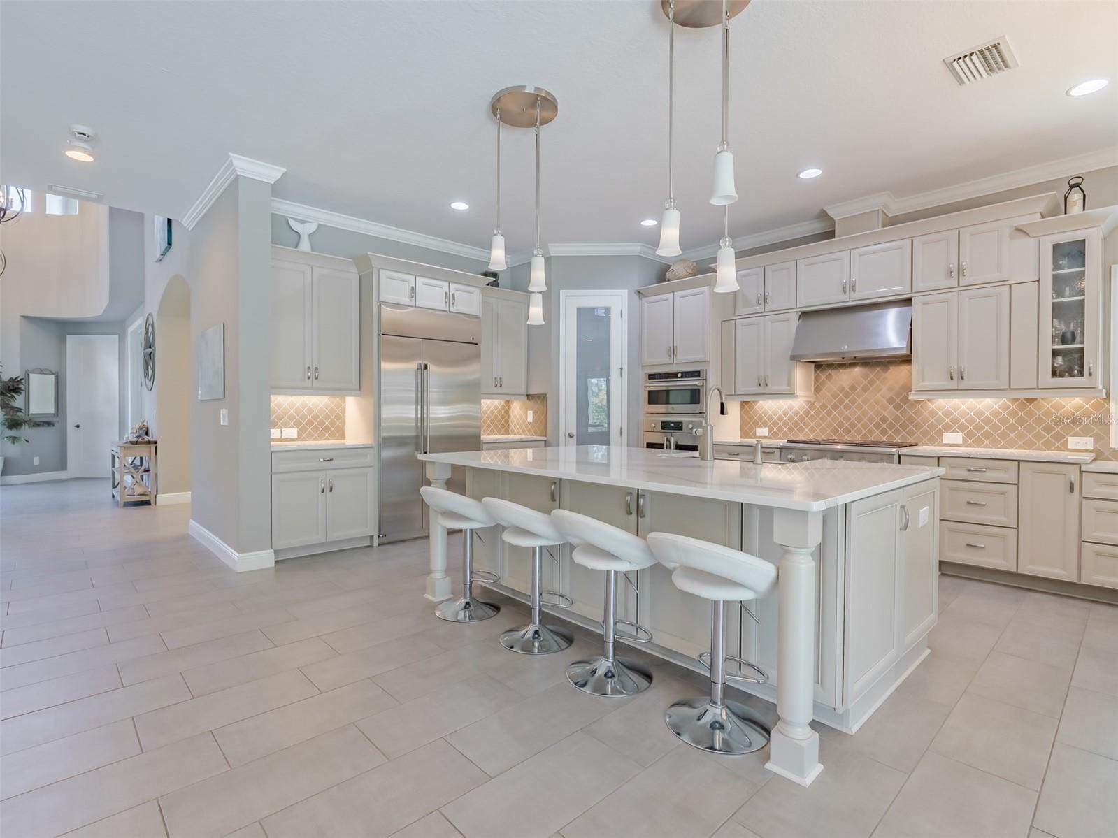 PRISTINE LAKE PRESERVE - Residential