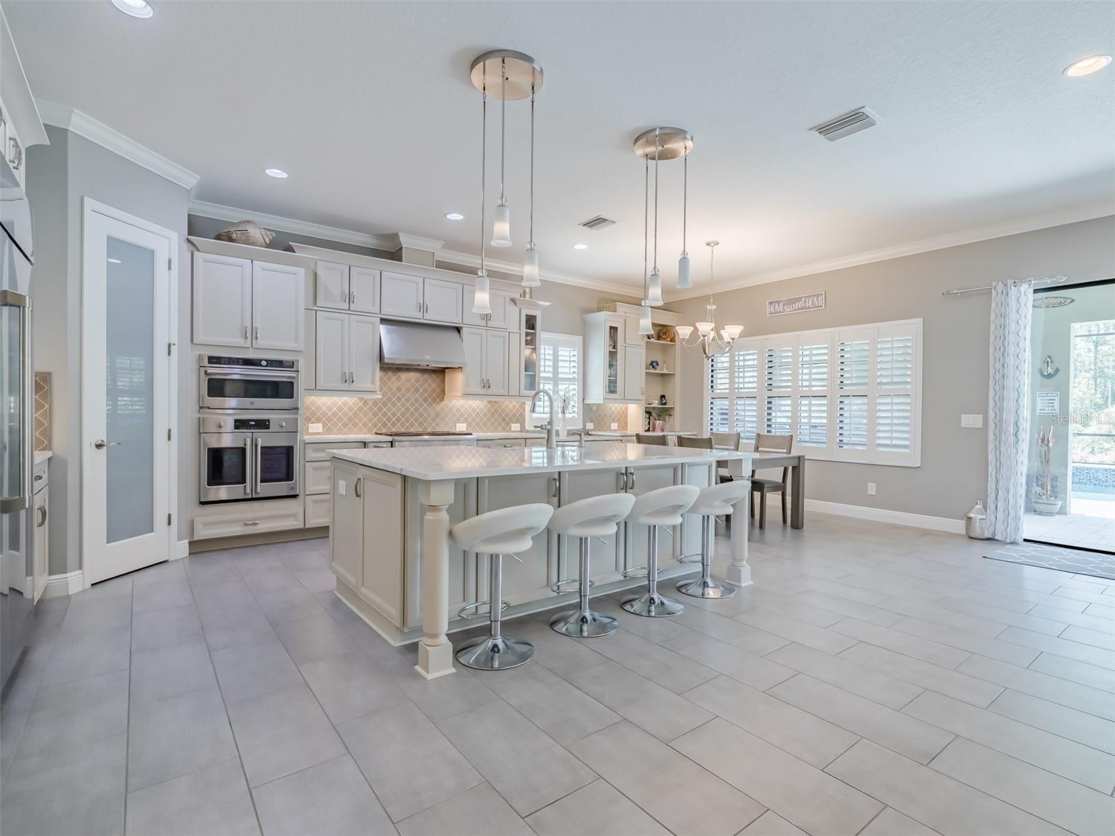 PRISTINE LAKE PRESERVE - Residential