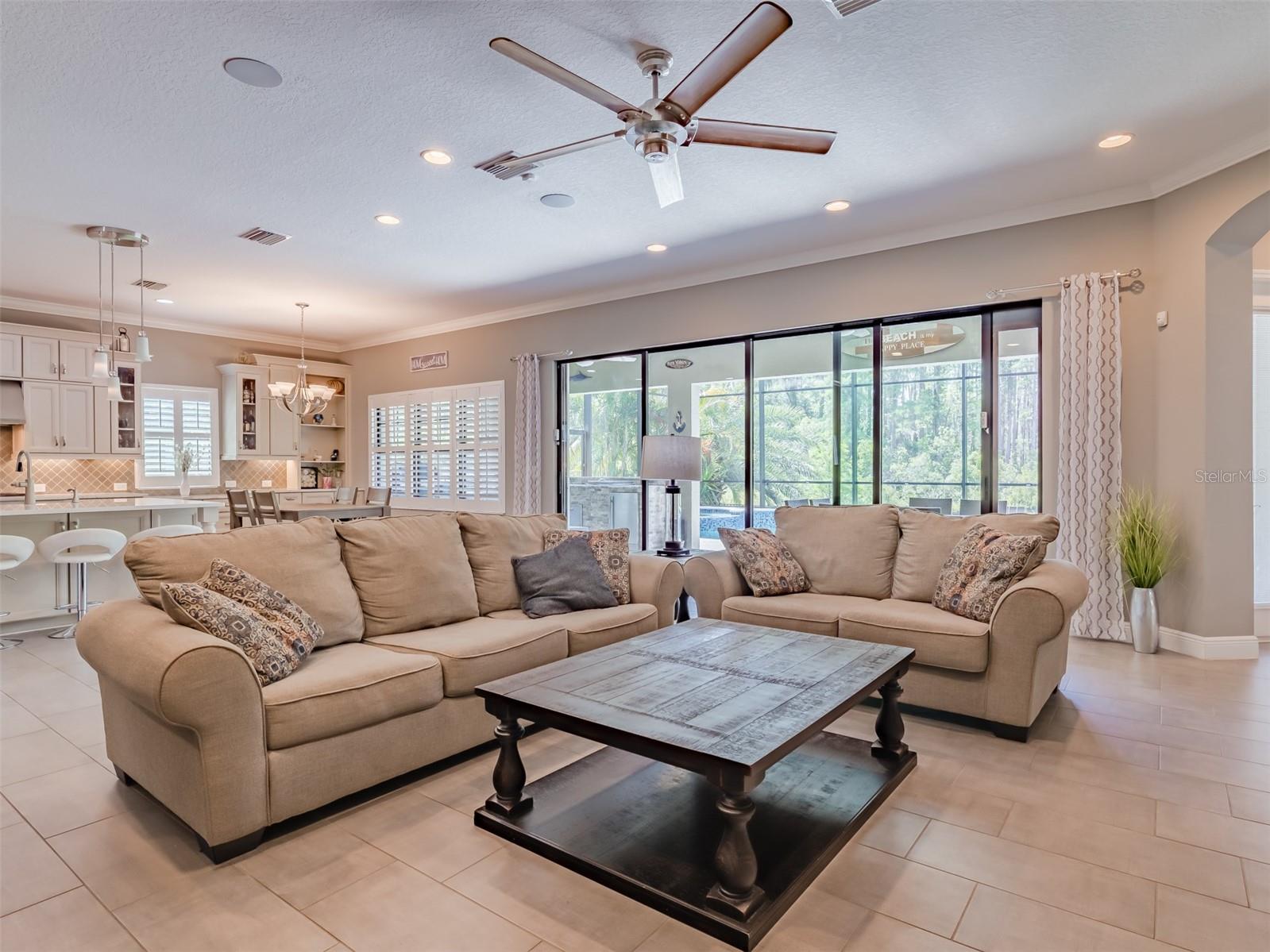 PRISTINE LAKE PRESERVE - Residential