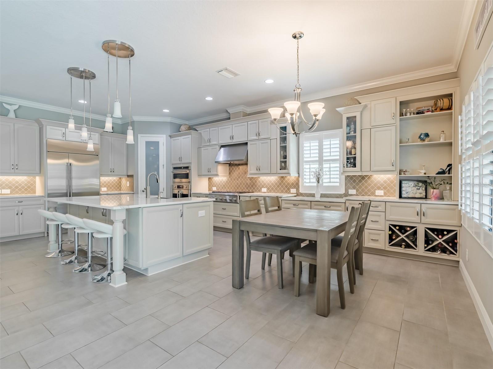 PRISTINE LAKE PRESERVE - Residential
