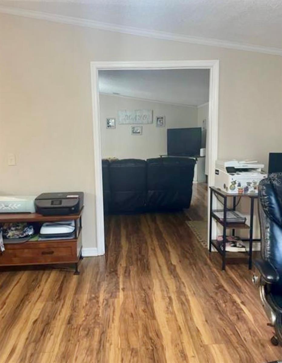 ACREAGE & UNREC - Residential