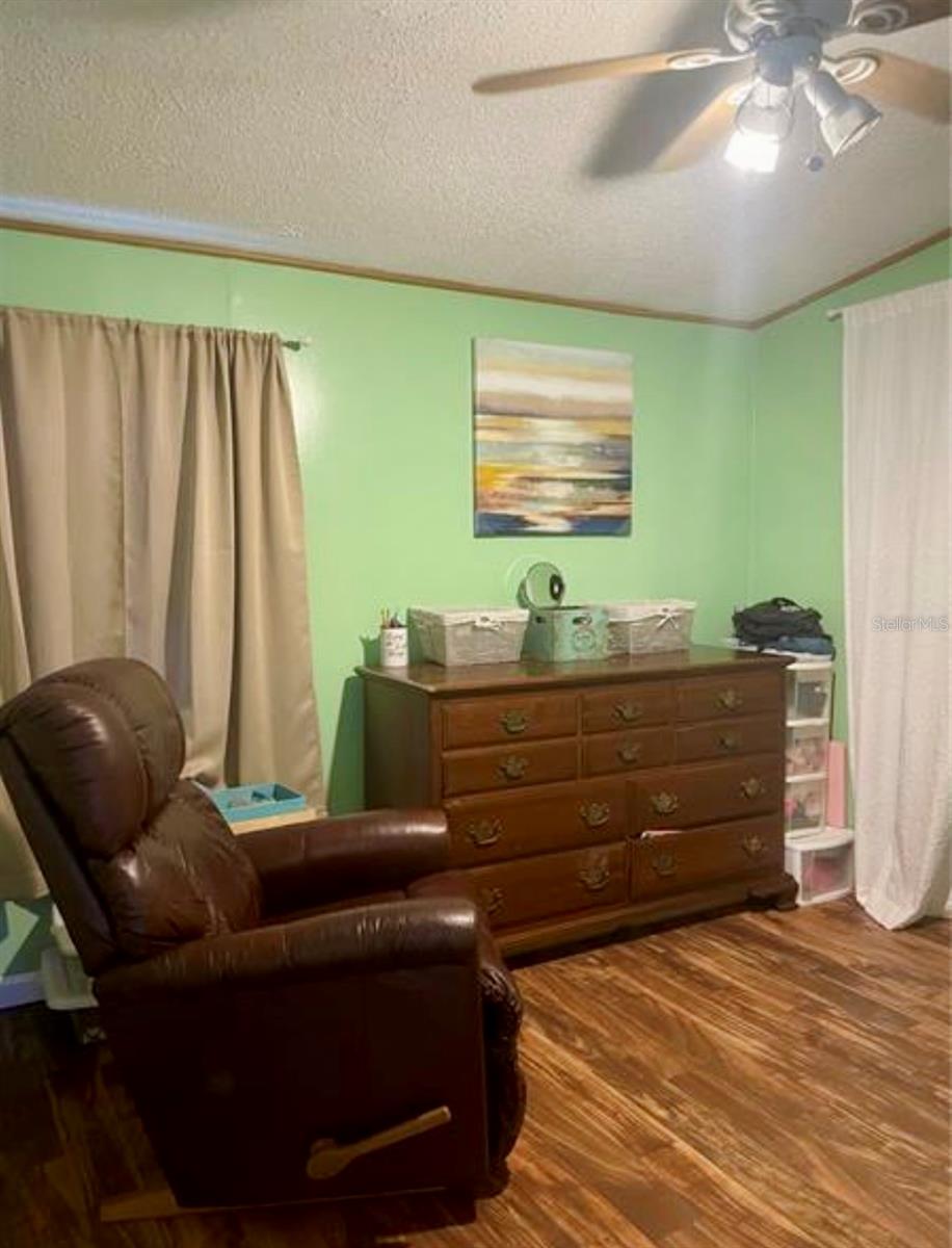 ACREAGE & UNREC - Residential