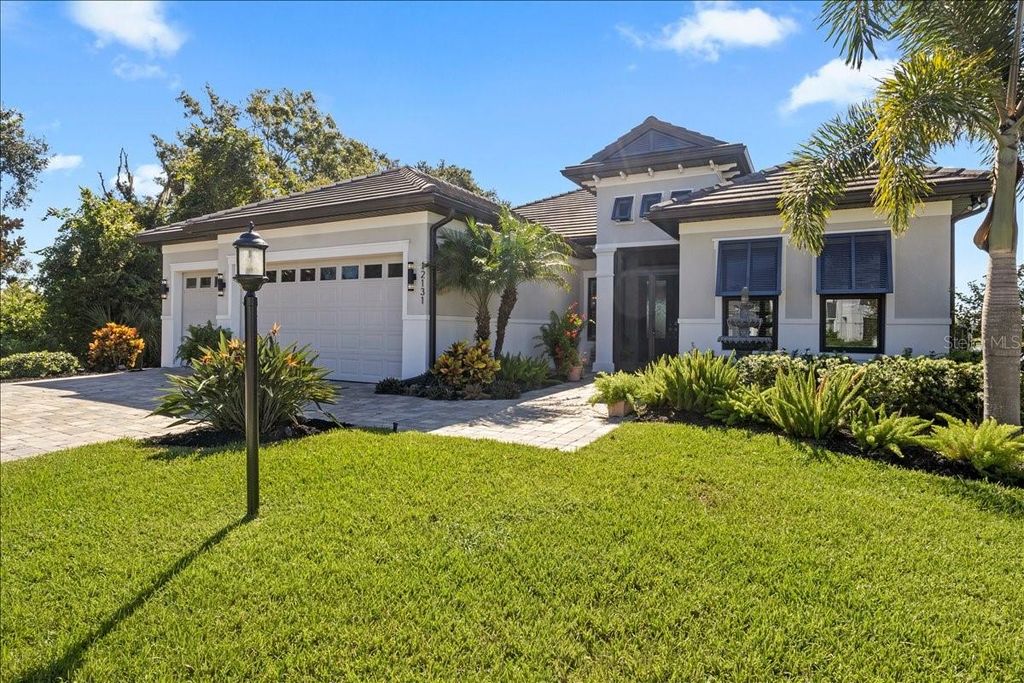 Photo of 12131 Bald Cypress Cove, Parrish, FL 34219 (MLS # A4664997)