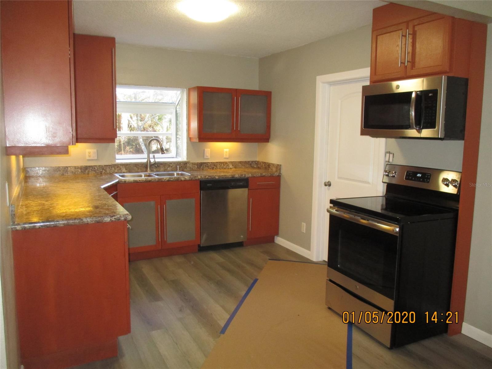 Spanish Mission Heights Un 3 - Residential