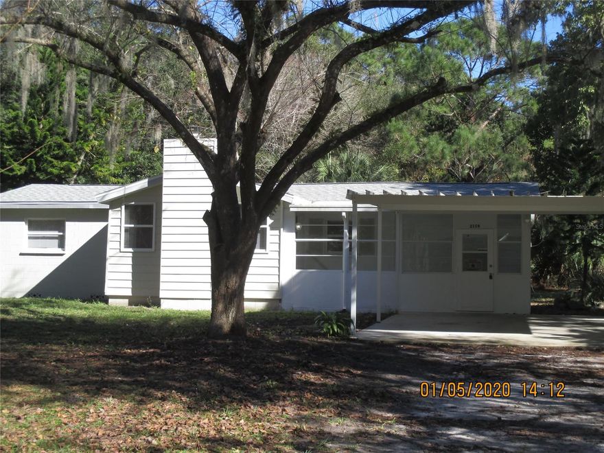 SPACE, SPACE, AND MORE SPACE!!! LOVELY REMODELED HOME ON 1/2 ACRE OF LAND WITH FENCED YARD. THIS WONDERFUL HOME HAS A LARGE FIREPLACE, NEW ROOF, NEW AC, NEW FLOORING, NEW CEILING TEXTURE AND NEW BATH. THE KITCHEN AND MASTER BATH WERE CREATIVELY REMODELED AND MAKE THIS A VERY SPACIOUS AND UPDATED HOME READY TO MOVE IN. THE MASTER WAS ORIGINALLY 2 BEDROOMS AND THE WALL WAS REMOVED TO MAKE A LARGE MASTER SUITE. THERE IS A LARGE UTILITY ROOM WITH A ROOM THAT COULD BE A 3RD BEDROOM, OFFICE OR WORK SHOP.  COME SEE THIS CHARMING HOME AND BE READY TO MOVE!!