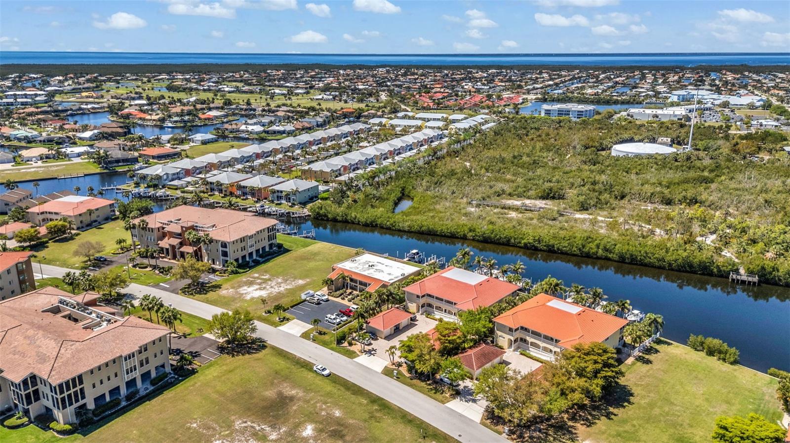 ESTUARY SOUTH - Residential